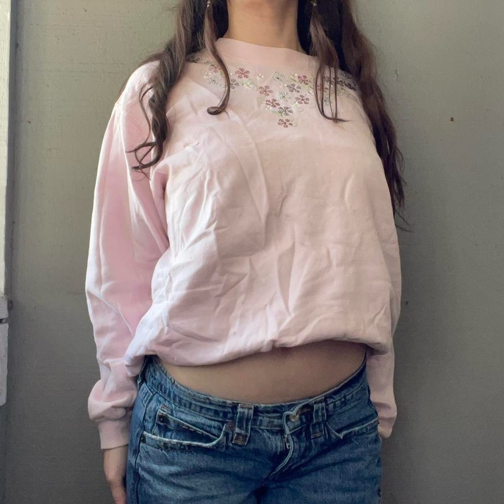 Floral Embroidered Pink Sweatshirt